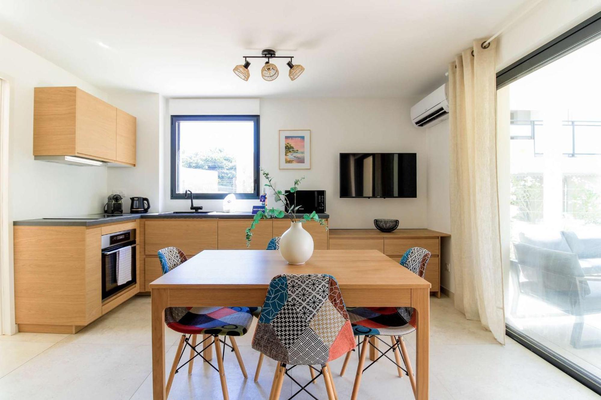Select'sohome - Superbe Pour 4 Personnes A Deux Pas De La Et Des Commerces De La Faviere ! - Iloa-b01 Bormes-les-Mimosas
